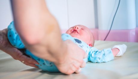 Wyprawka do szpitala dla mamy i noworodka - co należy zabrać?