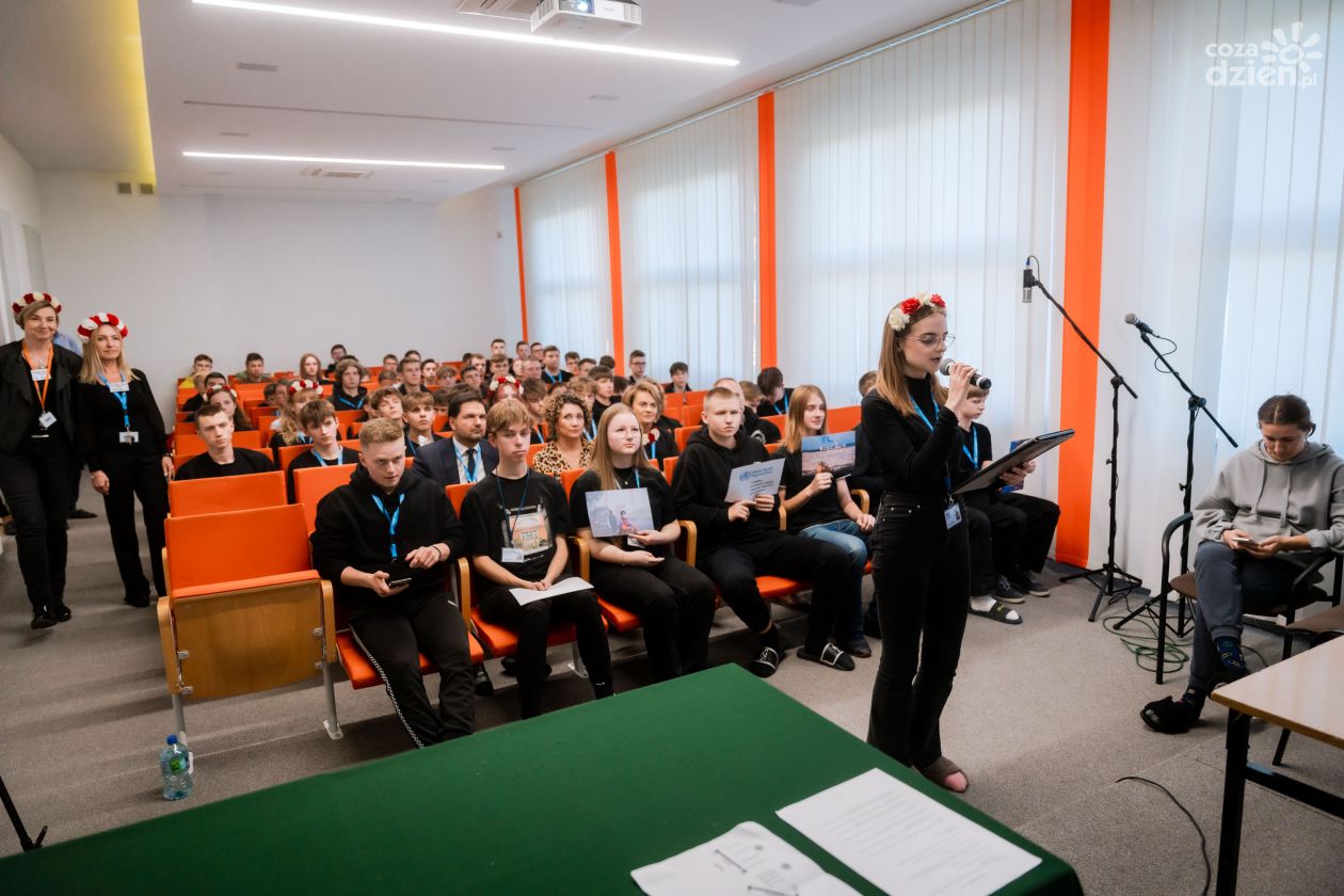 Climate Action Project w Zespole Szkół Elektronicznych w Radomiu (zdjęcia)