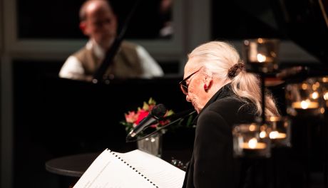 Recital słowno-muzyczny w wykonaniu Mai Komorowskiej i Pawła Kamasy w Szydłowcu (zdjęcia)

