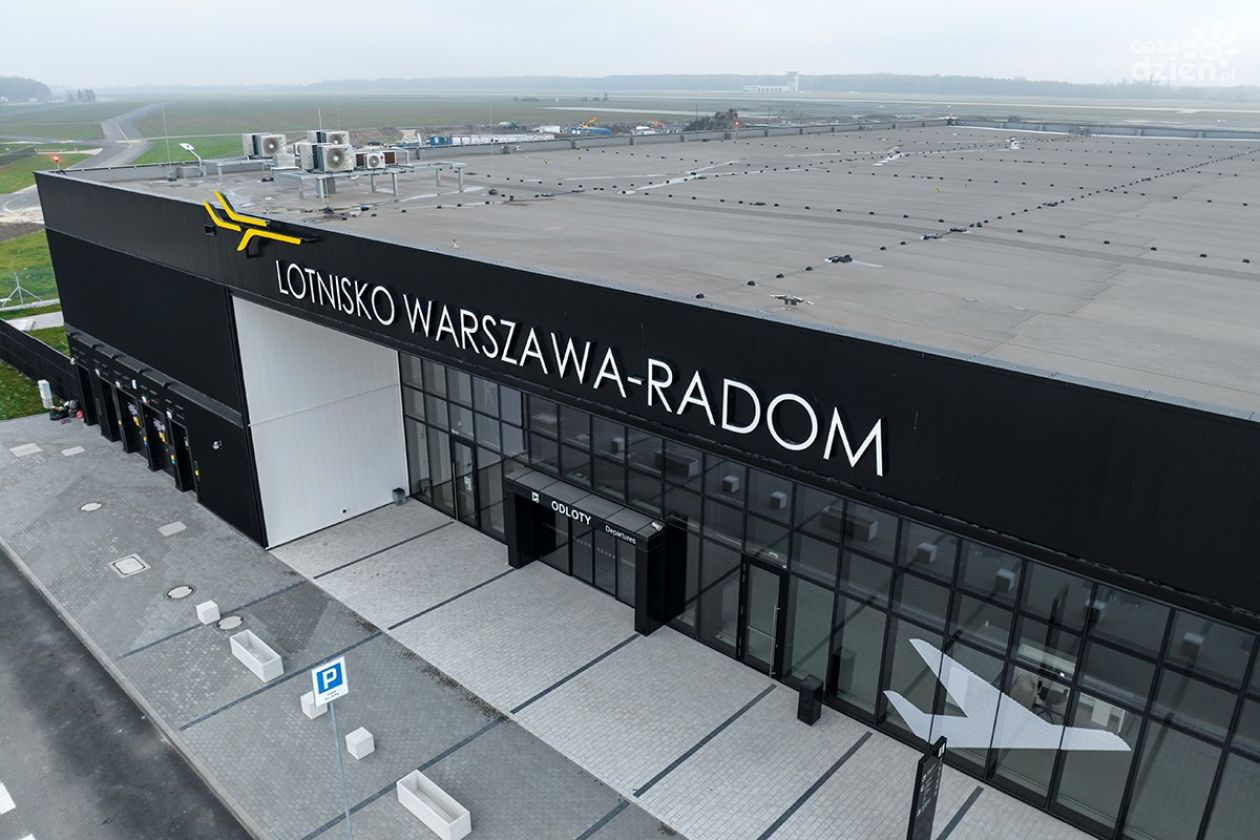 Będą nocne loty z radomskiego lotniska?