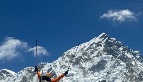 Karol Adamski zdobył Mount Everest! 