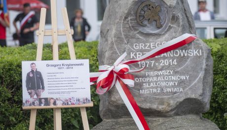 Odsłonięcie pomnika Grzegorza Krzyżanowskiego w Piastowie
