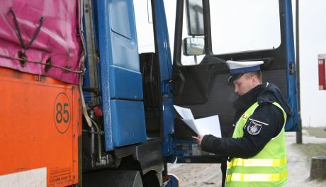 21 mandatów dla kierowców ciężarówek i autobusów