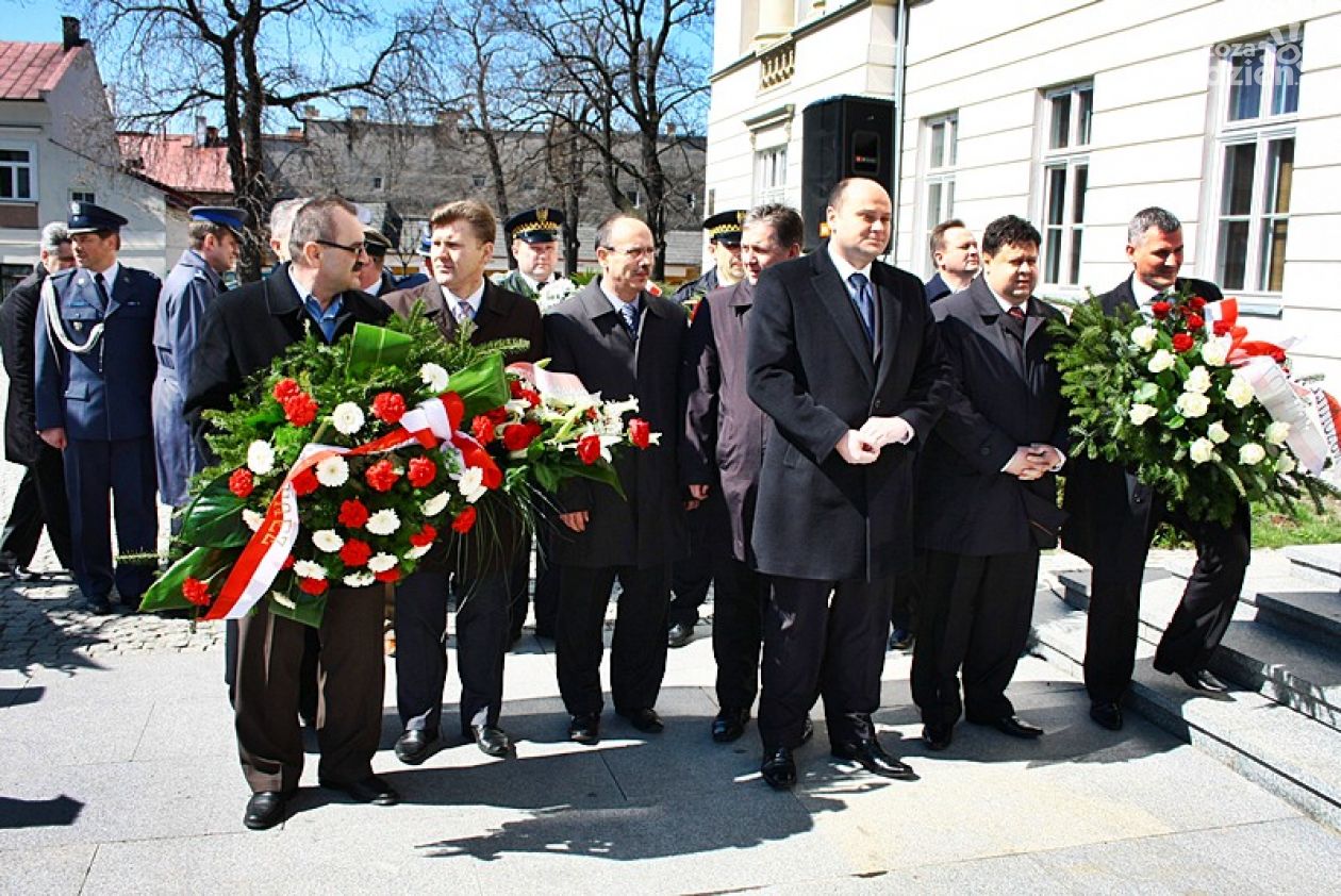 Obchody trzeciej rocznicy katastrofy pod Smoleńskiem (PLAN)