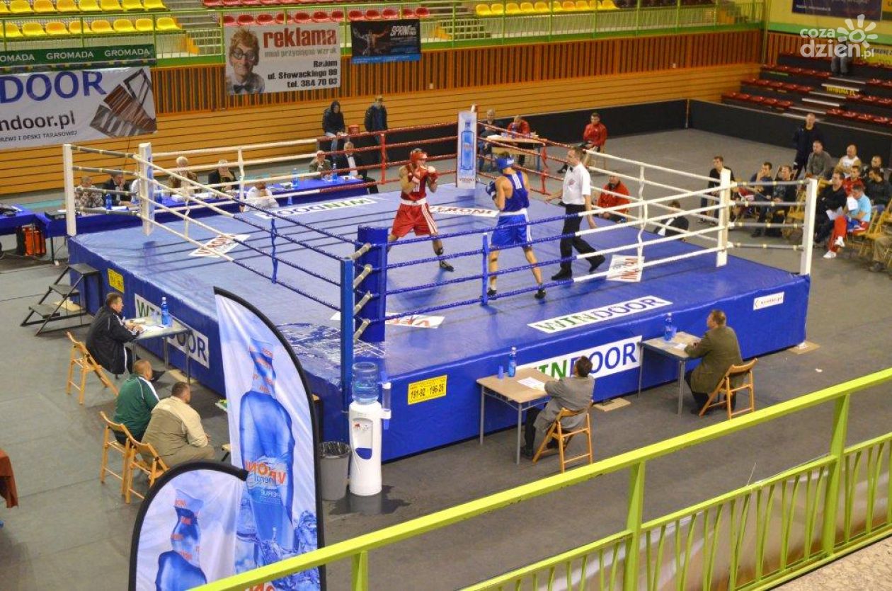 Młodzieżowe Mistrzostwa Polski w boksie. Dziś walczą nasi pięściarze