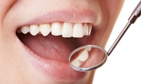 Jak zapobiegać chorobom zębów?