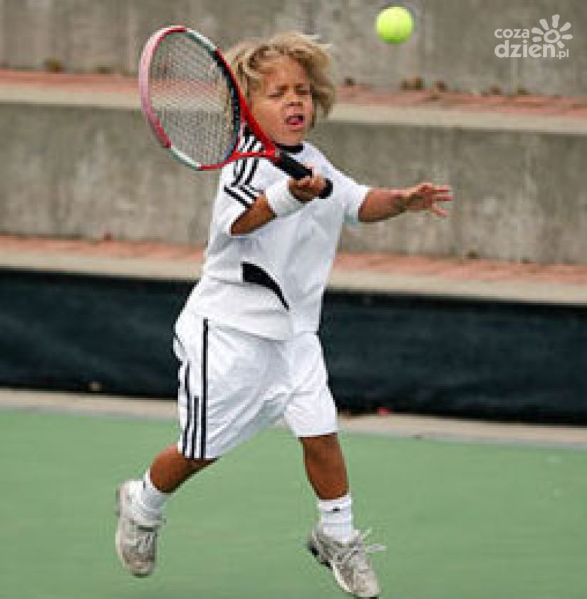 Maluchy zagrają w tenisa na kortach MOSiRu