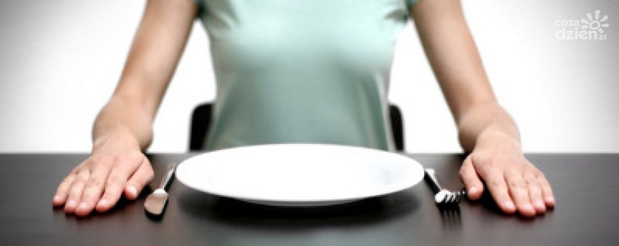 Głodówka nie prowadzi do utraty wagi
