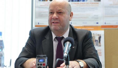 Leszek Pożyczka - przewodniczącym komisji edukacji