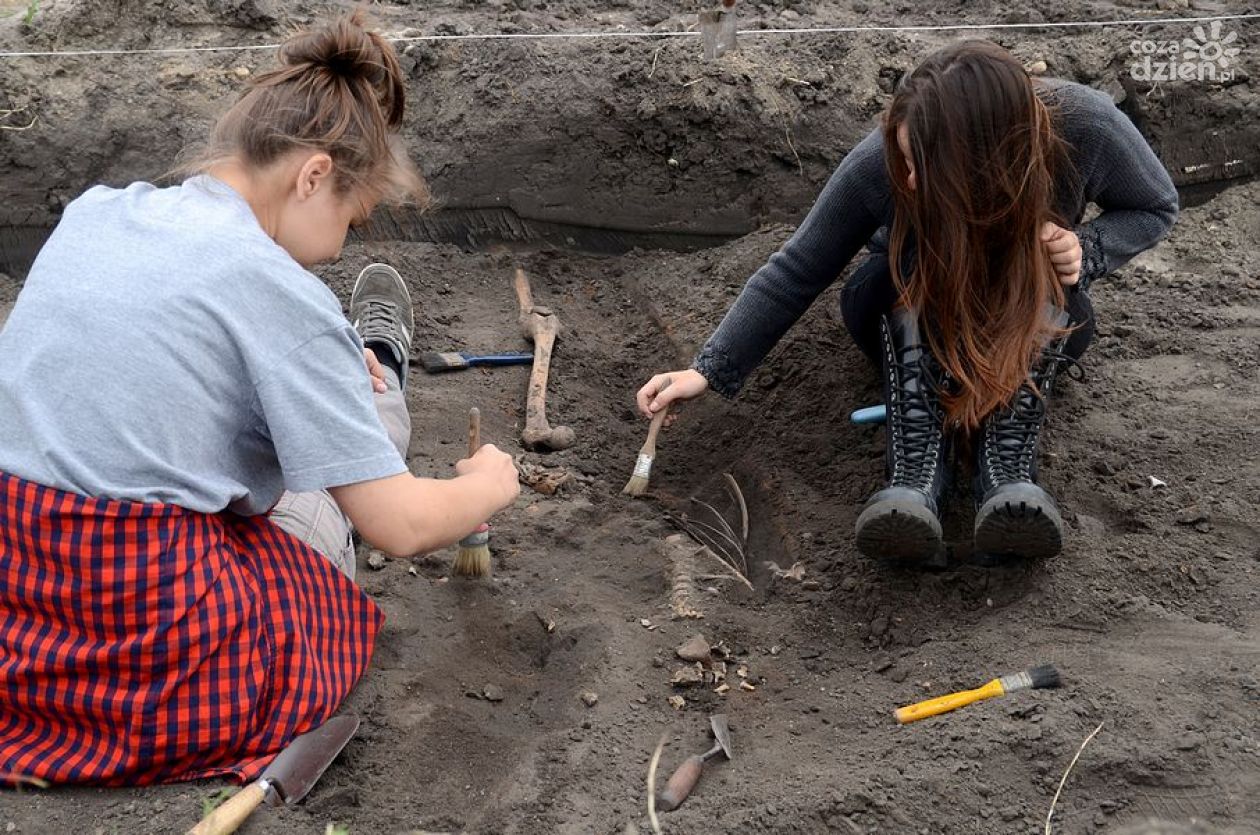 Na Piotrówce odkryto średniowieczny grobowiec młodej kobiety!