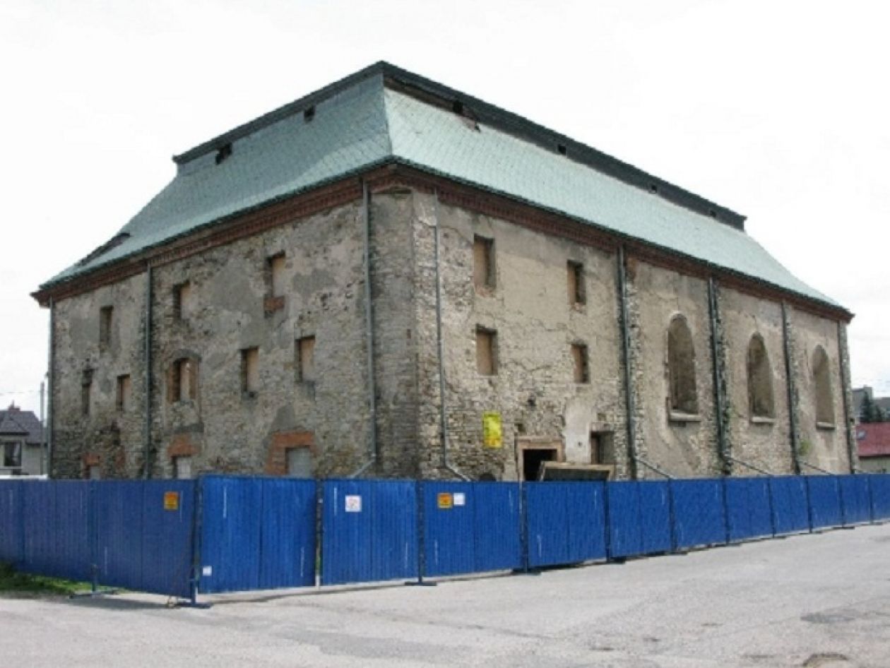 PRZYSUCHA: Remont zabytkowej synagogi