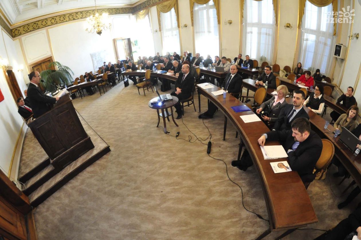 Sesja Rady Miejskiej w Radomiu - zapis relacji